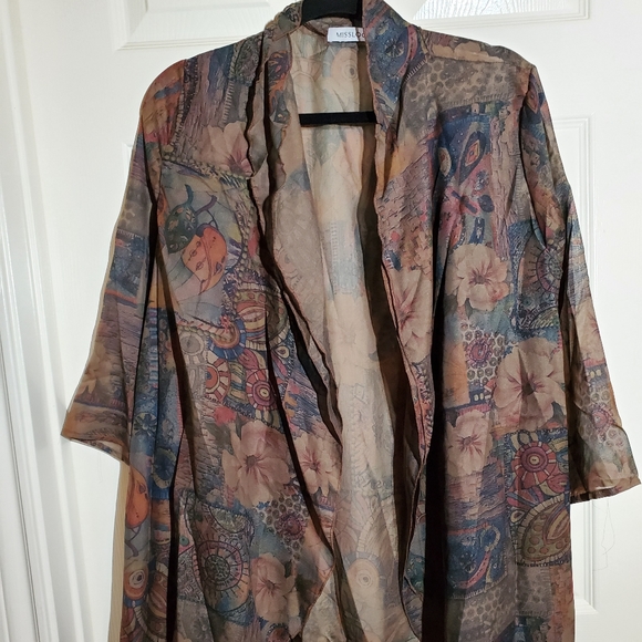 NWOT Brown print kimono - Picture 3 of 3